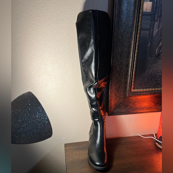 NWOT 🔥 Stretch over the knee Boot 🔥 - Picture 8 of 11